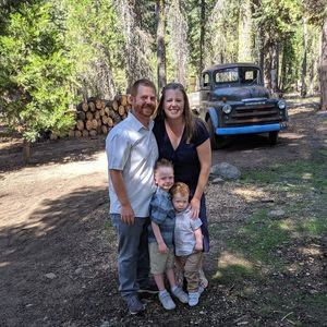 Meet your Posher, Caity